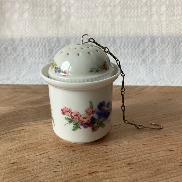 Vintage AK Kaiser Tea Infuser Tea Ball Strainer - W Germany - Pink Purple Floral - Picture 2 of 9